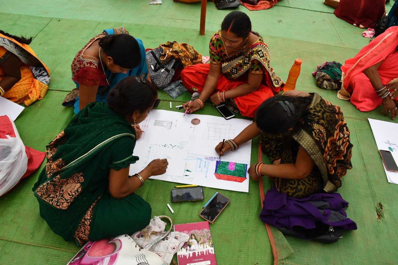 Strengthening women's collectives